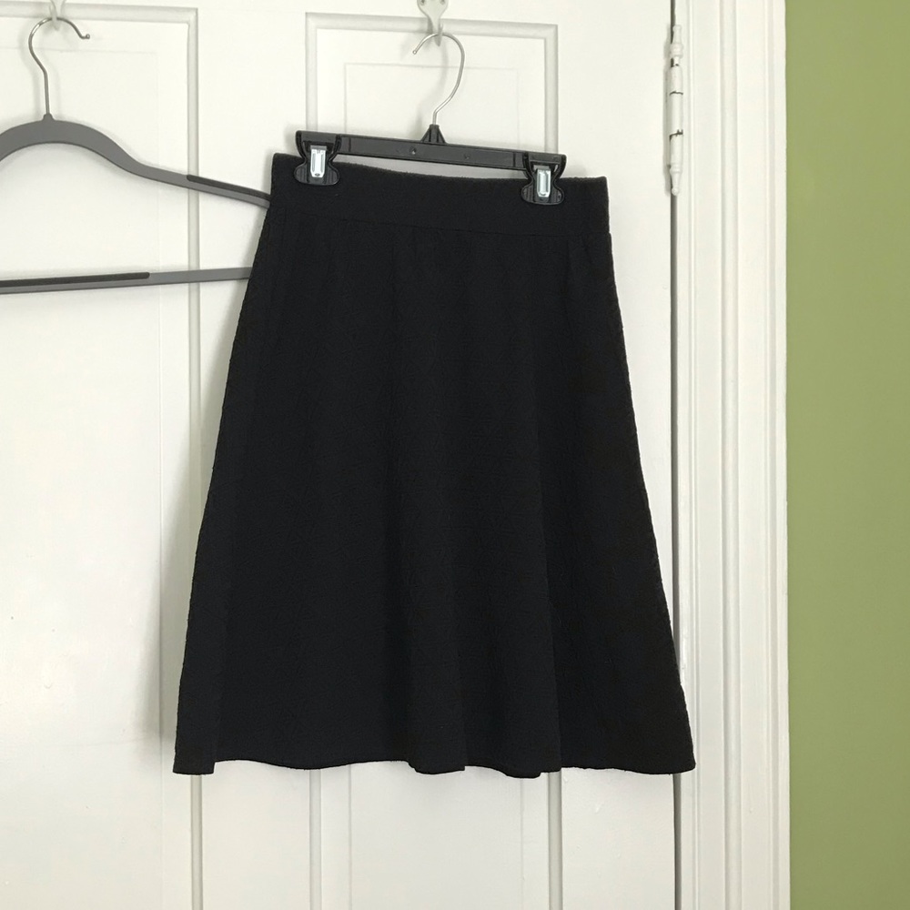 black skirt